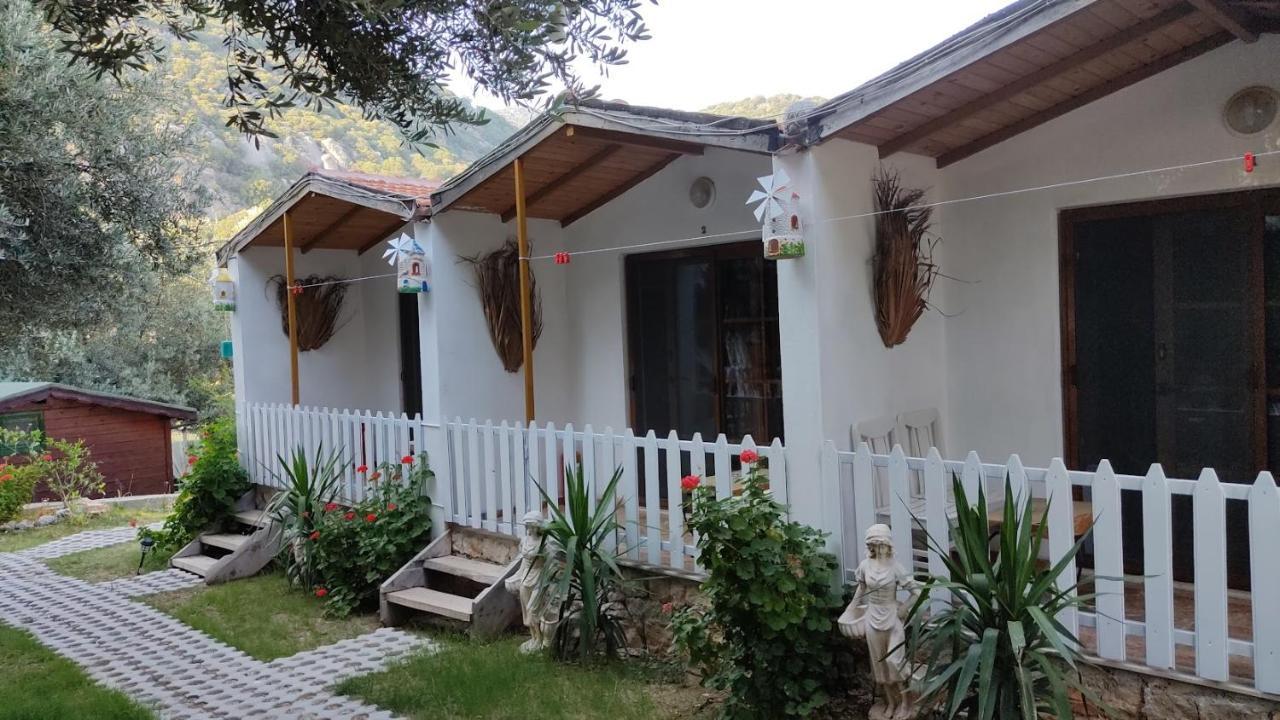 Bed and Breakfast Ata Bungalow Kaş Zewnętrze zdjęcie